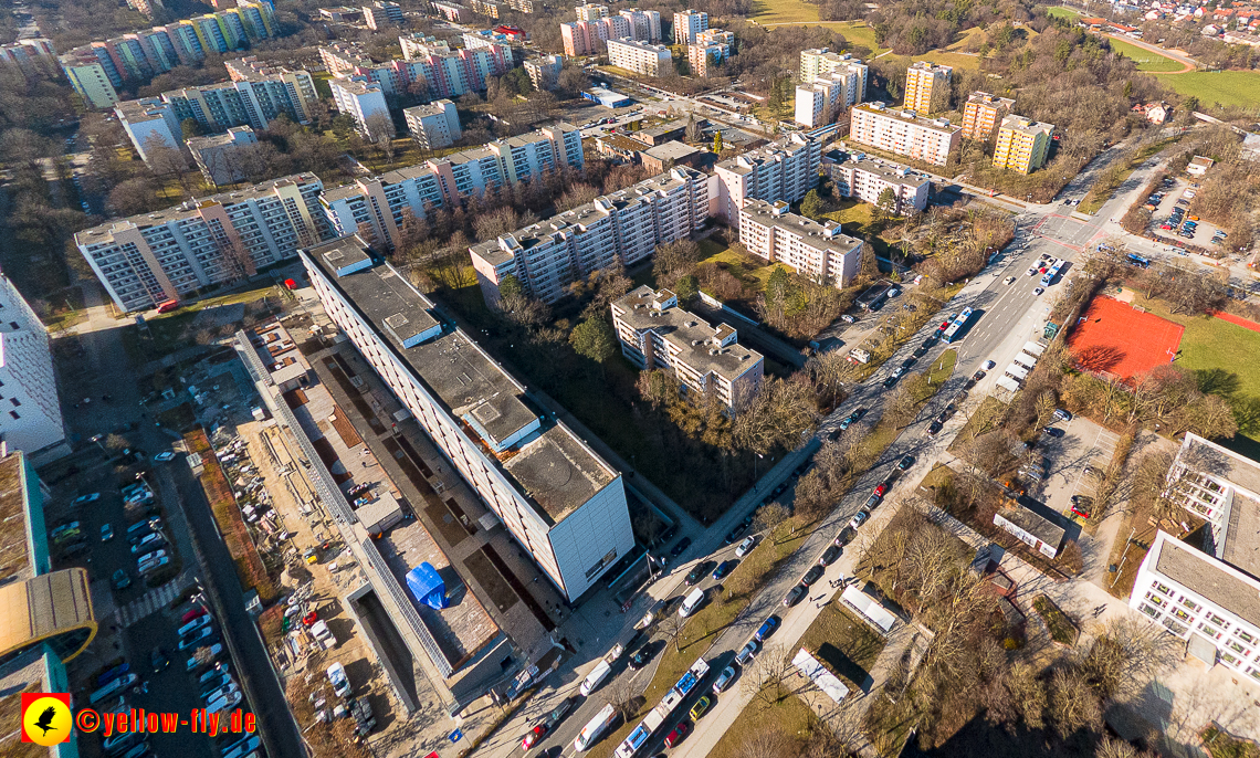 15.02.2023 - Plettzentrum mit Montessori Schule in Neuperlach